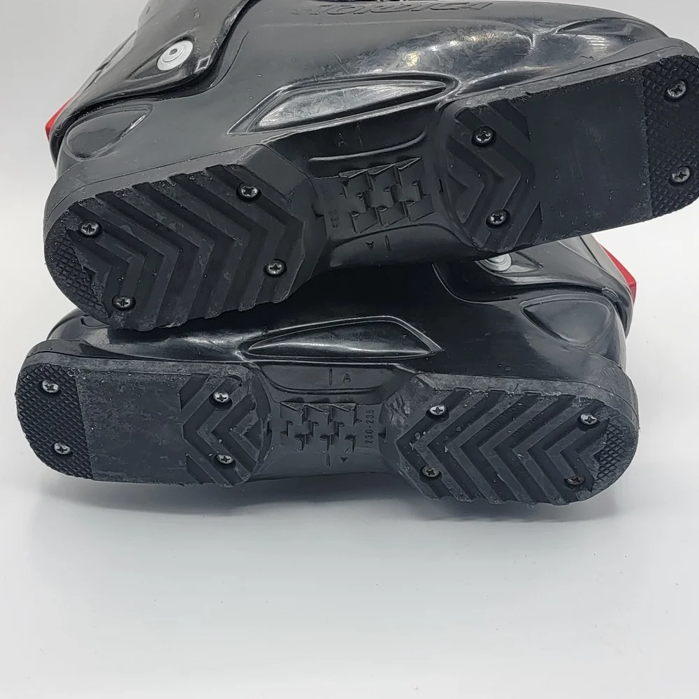Nordica Black and Red Ski Boots‎ Men's Size 5-5.5; Women's Size 6-6.5